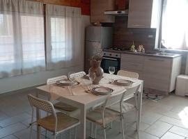 Appartamento Ca' Mia, apartment in Cisterna dʼAsti