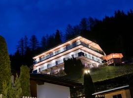 Haus Berghof, hotel with parking in Gries am Brenner