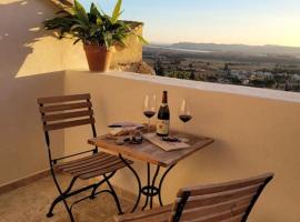 Maison de village panoramique, hotel in Châteauneuf-du-Pape