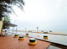Nhà nghỉ Gió Biển Trà Cổ、Móng Cáiのホテル