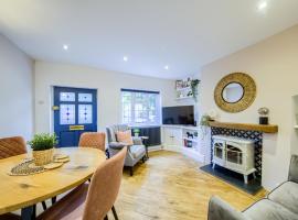 Warwickshire Beautiful Cottage, 2 dbl bed Sleeps 4 by EMPOWER HOMES, hotell i Kenilworth