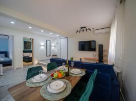 Peaceful Private Bungalow VIPGreece, bungalow in Athens