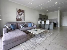 StayEasy Lux Apartment, hotel en Edenvale