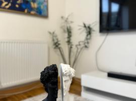 Luxury Lakeview Apartment, hotel em Dartford