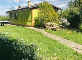 Ruhig gelegener Ferienbungalow mit Terrasse und Garten am Waldrand