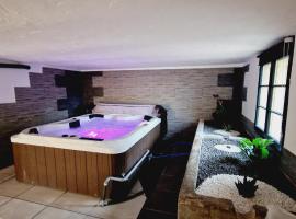 Revauche et spa, hotel in Fresse-sur-Moselle