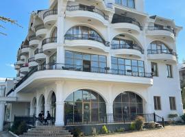 Misk Hotel & Resort, budgethotell i Tirana