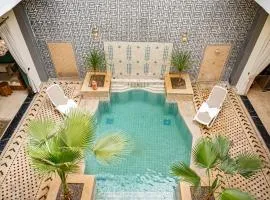 Riad Tonaroz