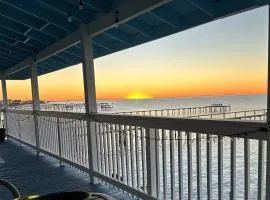 Bay Haven on Copano- 4 bdrm w/ 200+ft Fishing Pier