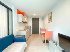 Centrio Condominium Twin bed room