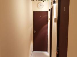 MOE Hostel By PHM, capsule hotel in Dubai