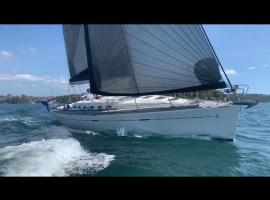 Sailboat Beneteau Cannes, hotell i Cannes