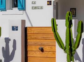 La Familia Beach House La Cala, hytte i La Cala de Mijas