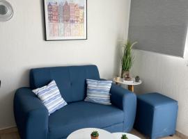 Tiny house Santa Ana, ξενοδοχείο με πάρκινγκ σε Σάντα Άνα