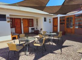Hostal Belen: San Pedro de Atacama'da bir Oda ve Kahvaltı