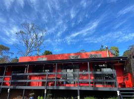 The Red Cottage, lodging in Wentworth Falls
