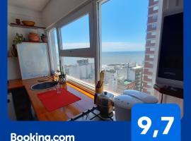 Hermoso monoambiente con vista al mar en La Perla , Mar del Plata, hotel cerca de Playa La Perla, Mar del Plata