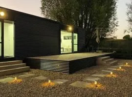Bombay Hills Modern Retreat