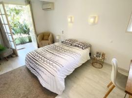 COLIVER - COLIVING A LA RÉUNION, serviced apartment in Saint-Pierre