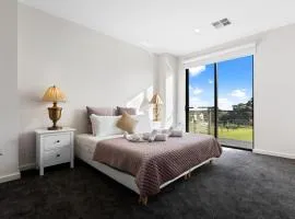 Woodforde 3BR house with an amazing view