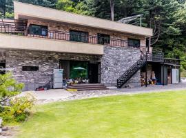 Yangpyeong Dongdong House Pension, hotel v destinaci Jangpyeong
