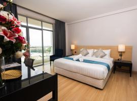 The Straits Melaka by Perfect Host, apartament cu servicii hoteliere din Malacca