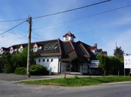 Május 1 Vendégház - Torony, B&B i Torony