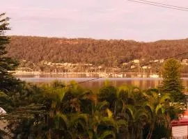 Brisbane waters cottage at Point Clare NSW