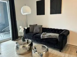 Charming Homes - Studio 23
