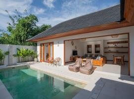 Kubu Dimel Suites and Villas Resort, hotel with pools in Nusa Dua