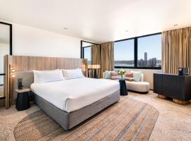 Pan Pacific Perth, luxury hotel in Perth