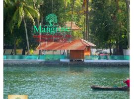 Mangrove Heritage Home, Chendamangalam, hotel en Kochi