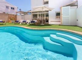 Casa Nikydan with privat pool, hotel in Cala d´Or