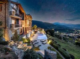 Chalet Azanias Kalavryta、カラブリタのシャレー