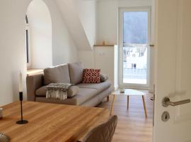 Helles Apartment mit Balkon in Toplage!, hôtel à Traben-Trarbach