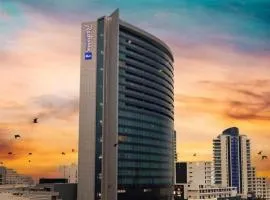 Royal Blu Haven: Luxurious Self-Catering Residences at Radisson Blu Umhlanga