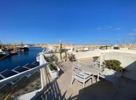 Modern Penthouse - Harbour Views, hotel in Cospicua