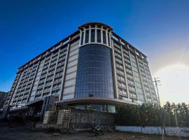 Ambition studio apartment at weekend address, hotel di Bhatha
