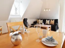 FeWo Ahoi - 73 qm maritime Gemütlichkeit auf zwei Ebenen