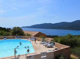 Le 114 - Appartement duplex terrasse piscine 6 pers, hotel with pools in Serra-di-Ferro