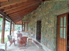 EL Refugio: Piedra Blanca'da bir evcil hayvan dostu otel