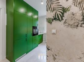 Tropical Jungle Apartament، شقة في أوتفوك