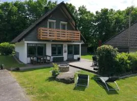 Ferienhaus im Ferienwohnpark am Silbersee für 6 Personen mit Badezuber und Außendusche