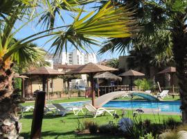 Apart Hotel Gran Pacifico, hotel v destinaci La Serena