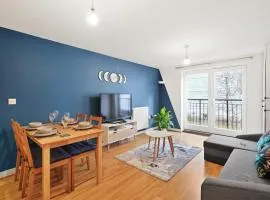 Spacious 2BR Apartment in Bishop Stortford Town, Perfect for Contractors and Relocators