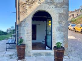 CORNER NEST IN MONTALCINO, hotel in Montalcino