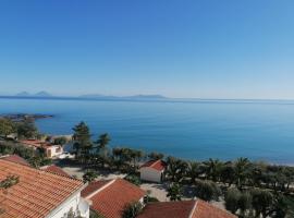 Testa di Monaco Natural Beach, hotel v mestu Capo dʼOrlando