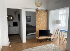 Alba Beach Boutique Apartment, hotel in Estoril