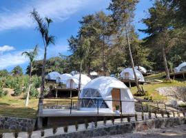 Hotel Glamping & Restaurant Fuerza Ancestral, luxury tent in Tlalmanalco de Velázquez
