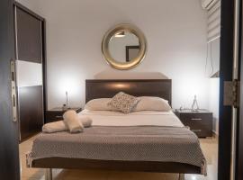 Spacious Ensuite Bedroom - Gzira, hotell i Il-Gżira